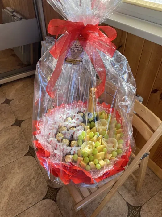 Оригінальні смачні букети: чоловічі, жіночі та дитячі