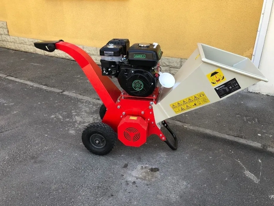 Подрібнювач гілок, щепоріз Київ