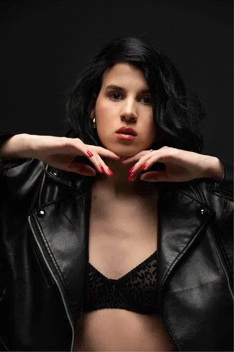 Фотограф Дніпро фотосесія студійна/індивідуальна фотосесія