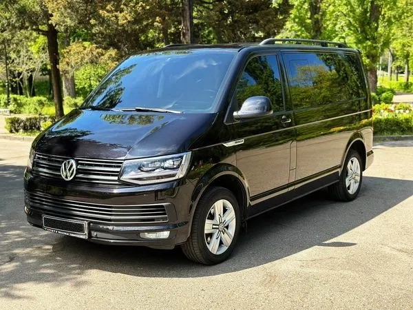 283 Мікроавтобус на весілля Volkswagen Multivan