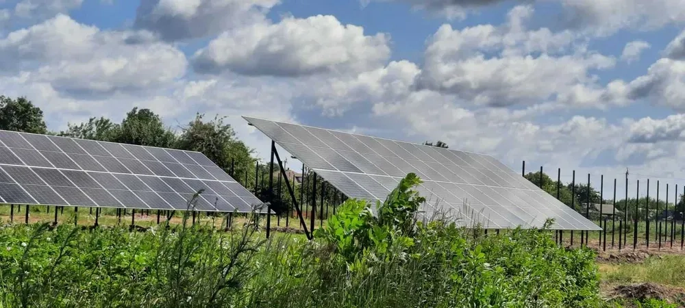 Монтаж сонячних панелей, інверторів, резервне живлення - від $700