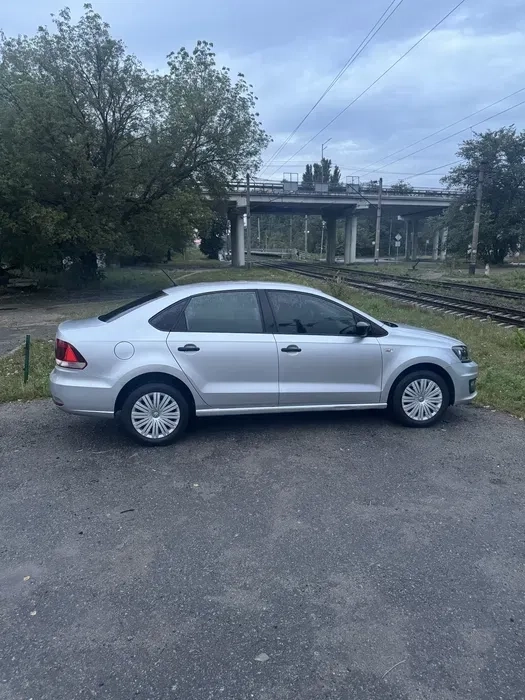 Volkswagen Polo 2017 года 1.6MPI