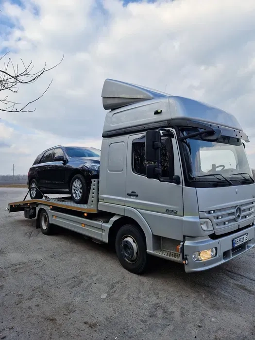 Евакуатор та Автосервіс 24/7: Швидка Допомога Вашому Авто!