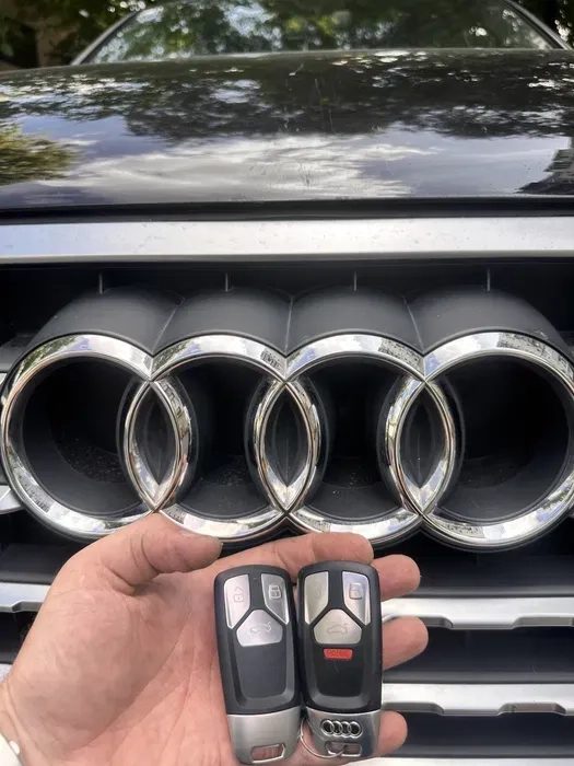 Автоключи Киев | Изготовление, дубликаты, прошивка, выезд по области