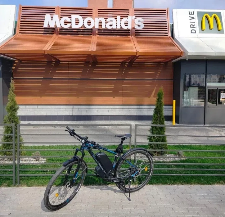 Електровелосипед, Електроскутер