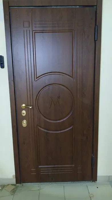 Ремонт, реставрація металевих дверей, установка замків, МДФ накладок