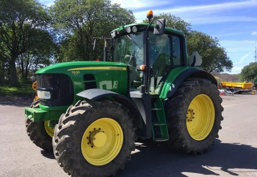 Трактор JOHN DEERE 7530 (440).