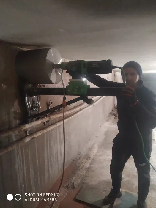 Алмазное бурения, сверления отверстий,под любым углом,(дырки),без пыли