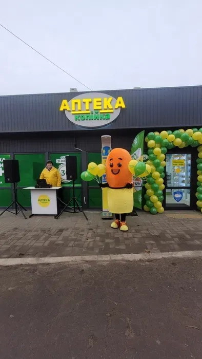 Послуги/роздача/розклеювання/рознесення будь-якої вашої реклами в потрібні руки