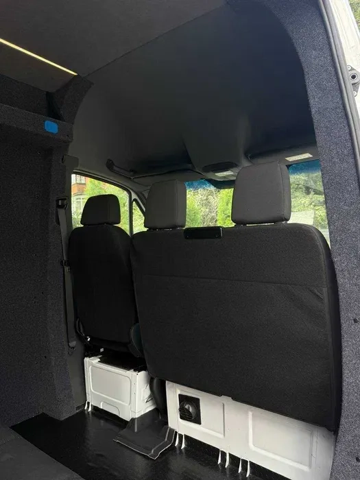 Переобладнання автомобіля з вантажного в вантажо-пасажир.