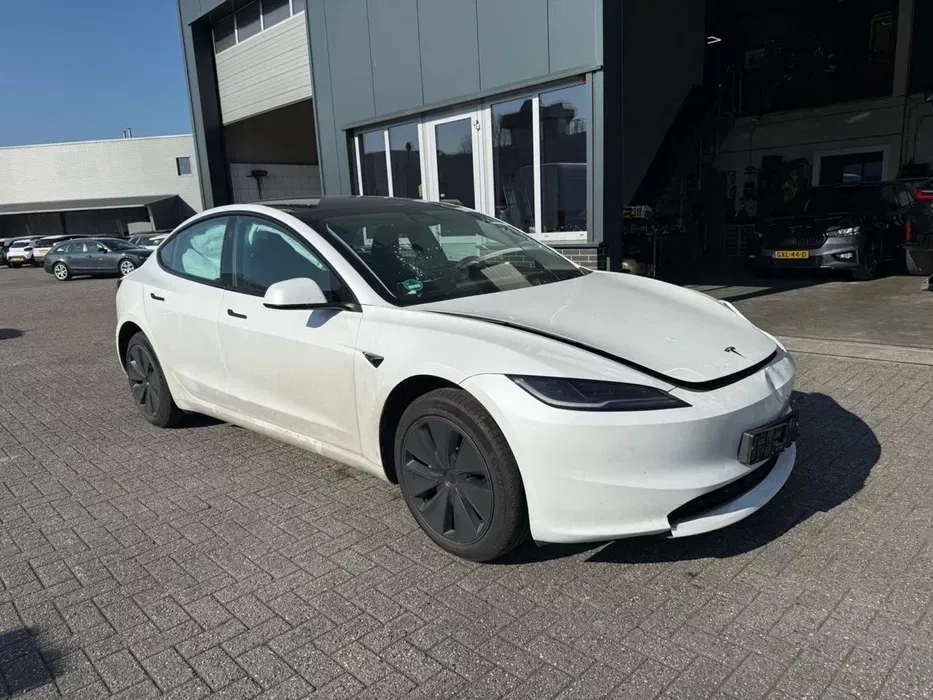 Тесла ремонт сервіс діагностика відновлення