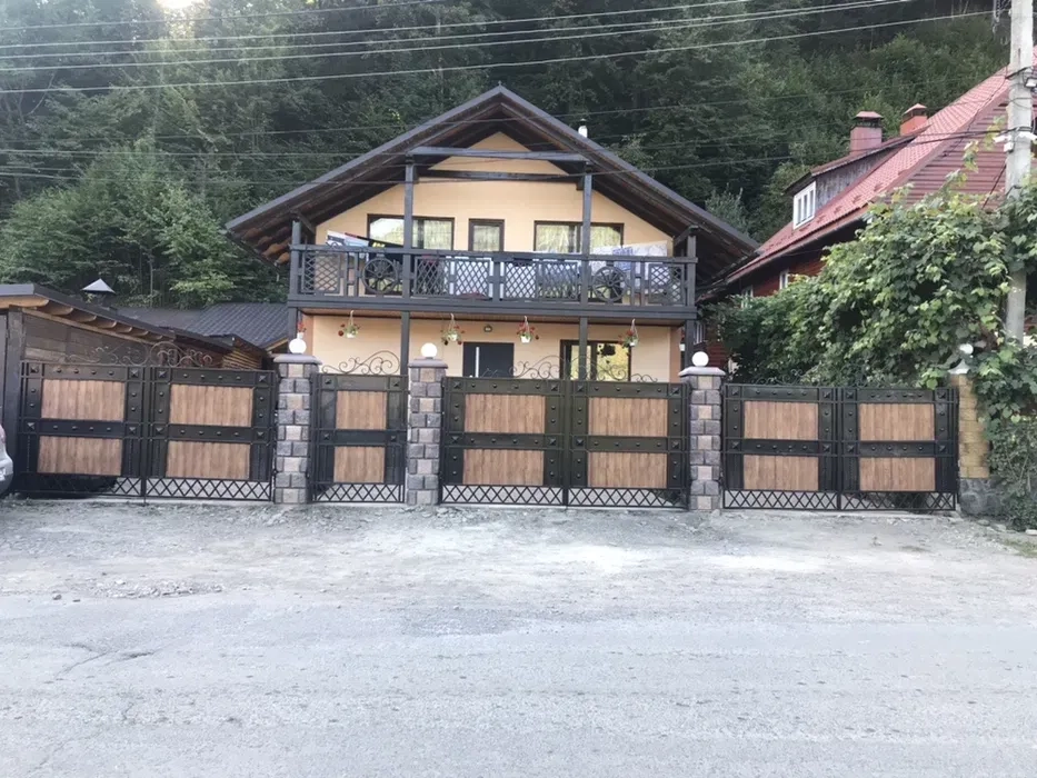 Happy House(Щасливий будинок) Чани. Закарпаття Міжгір'я
