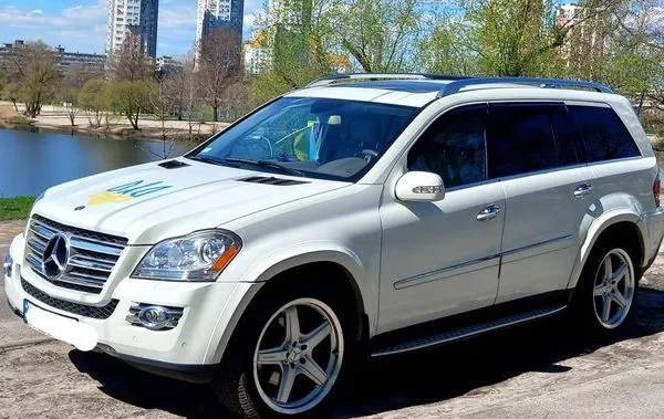 270 Позашляховик на весілля Mercedes Benz GL білий з водієм