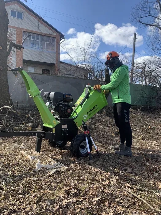 Подрібнювач гілок MAST Gartentechnik GS1500