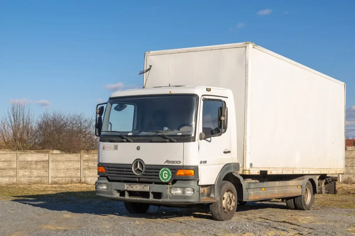 Розборка Mercedes Benz Atego ШРОТ підбір запчастин.