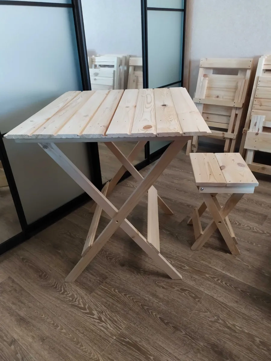 Виготовимо розкладний стіл з натурального дерева за вашими розмірами: якість та стиль!