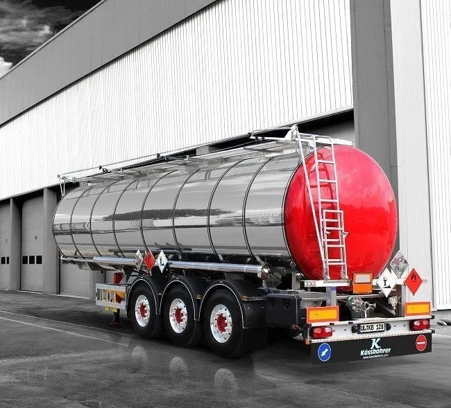 Технічна Цистерна: Професійне транспортування спецвантажів