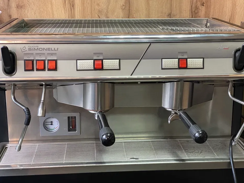 Професійний кавовий апарат