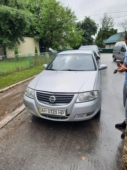 Авто Nissan Almeria