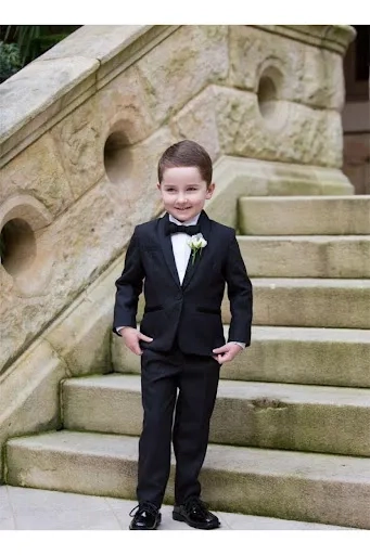 Костюм для хлопчіка на свята