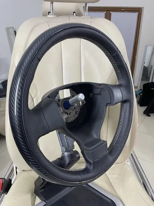 Реставрація керма, перетяжка та фарбування