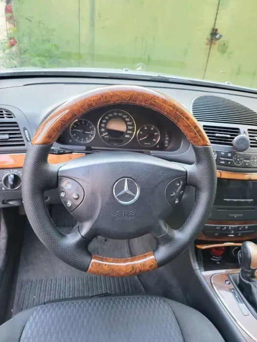 Реставрація керма, перетяжка та фарбування