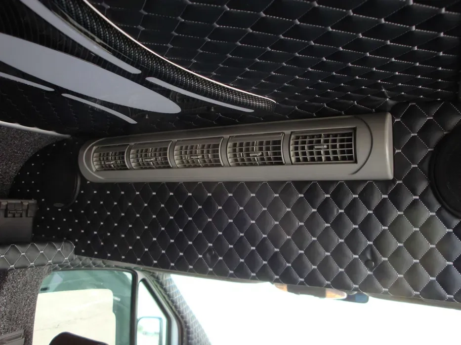 Замовлення автобуса і мікроавтобуса на 18, 19, 20, 21 місце. Поїздки по Україні