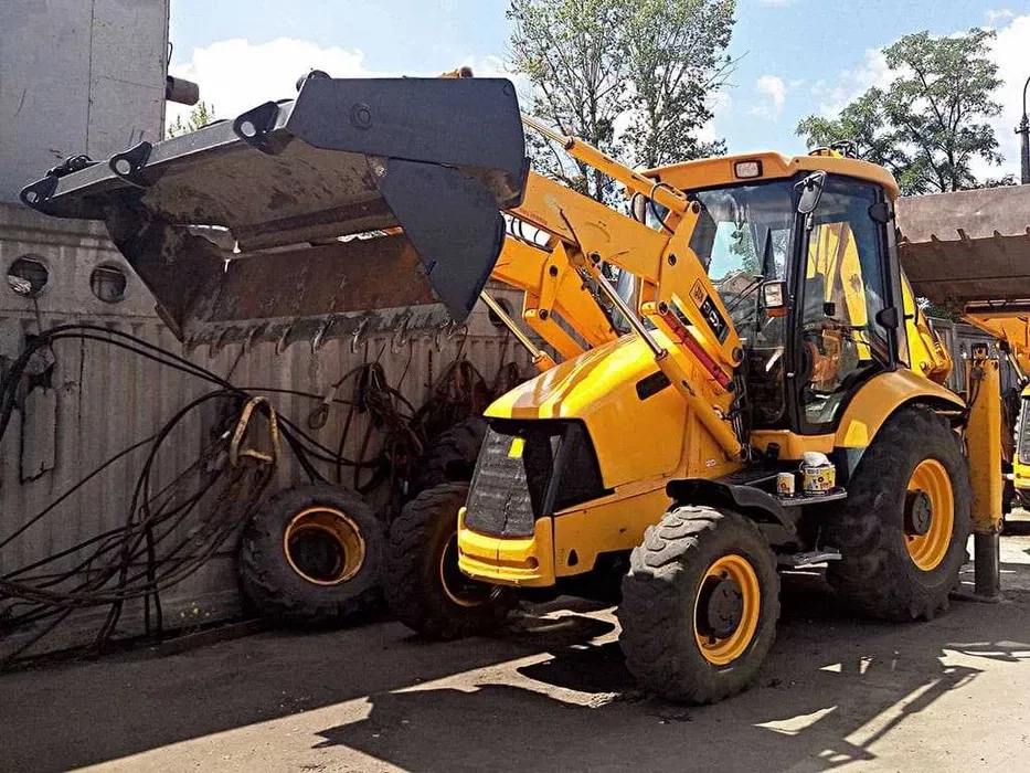 Екскаватор JCB 3!