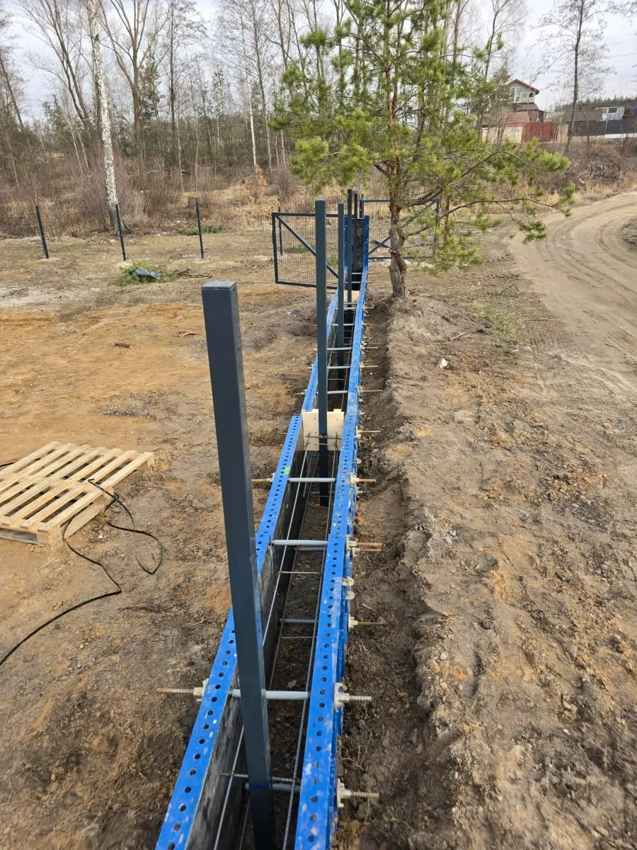 Опалубка дрібнощітова ( фундамент, стіни, колони ) / опалубка горизонтальна перекриття