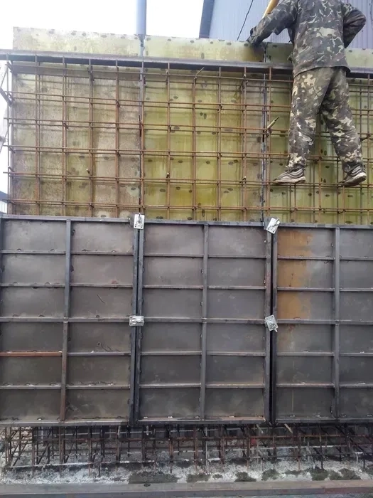 Стінова опалубка для фундаментів та армопоясів.