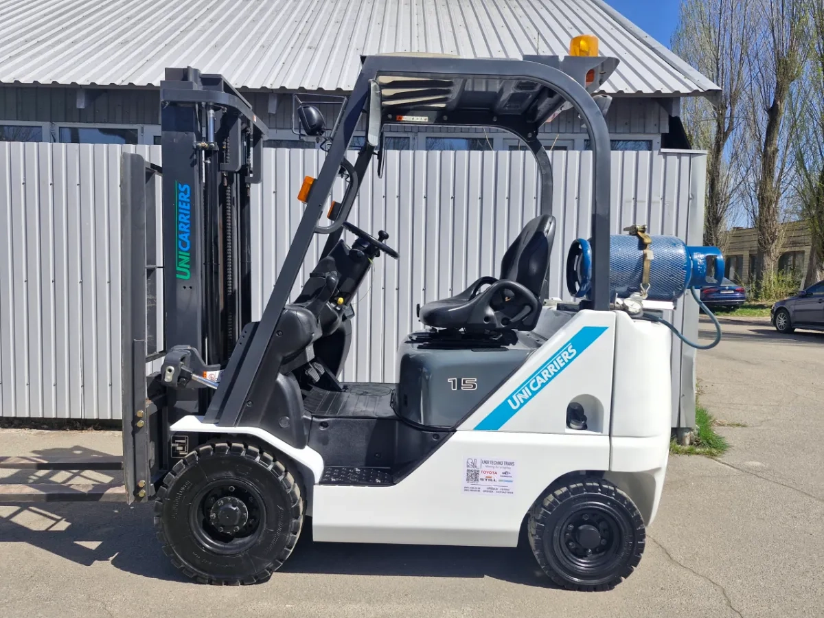 Навантажувач UNICARRIERS by NISSAN FGE15T