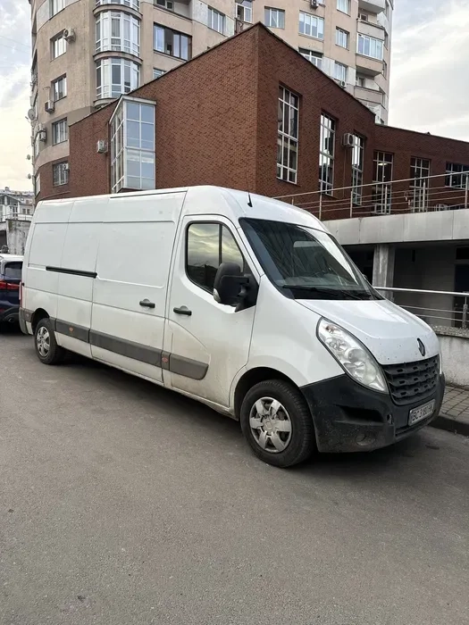 Бус Renault Master Вантажне авто /Подобово та довготривало