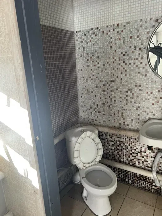 Будинок в с. Балаклея , Центральна частина села, вул. Миру .Площа будинку — 45 м²