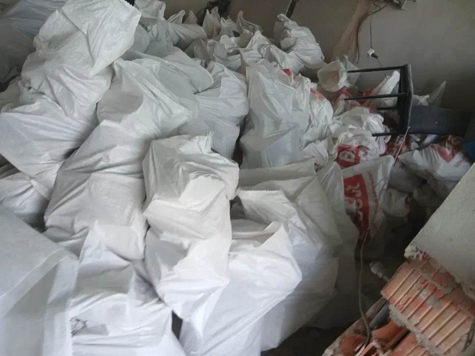 Вивіз сміття, демонтажні роботи, розчистка ділянок