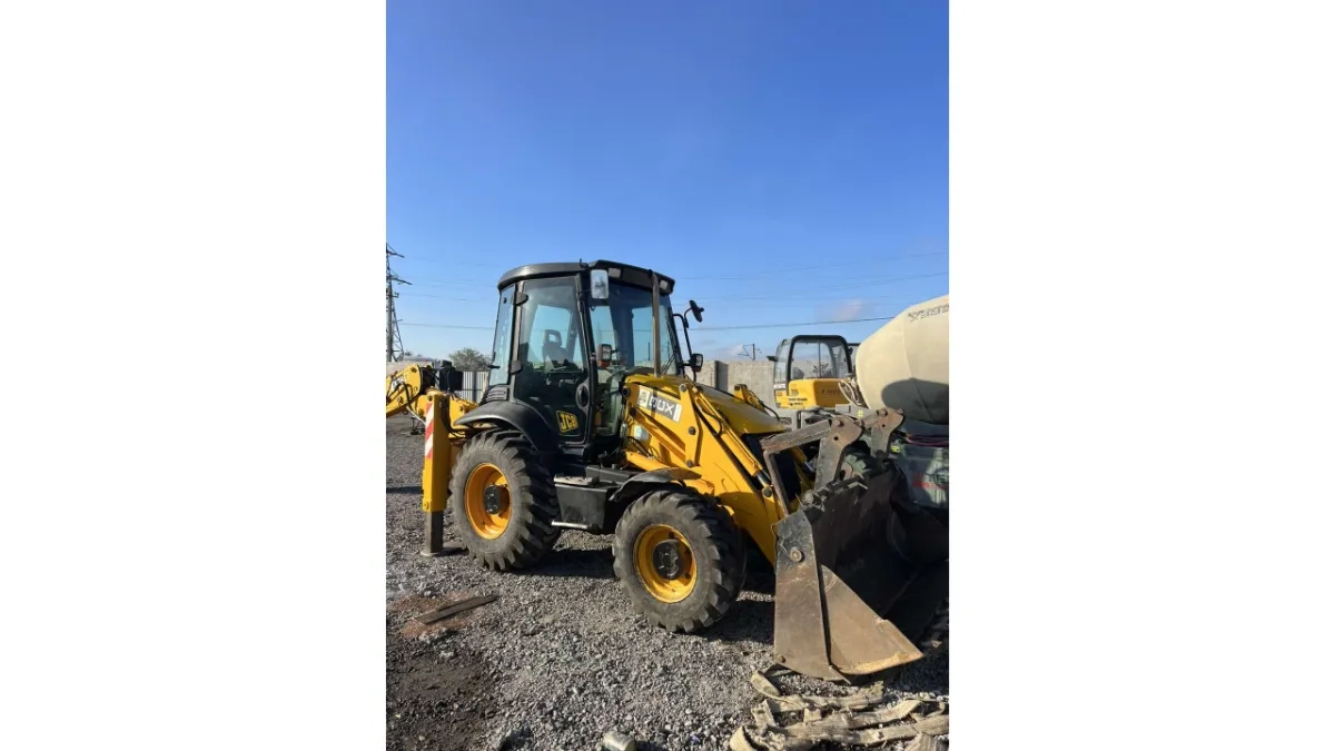 Колісний екскаватор JCB JS 160