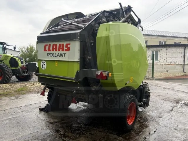Прес-підбирач  CLAAS ROLLANT 620