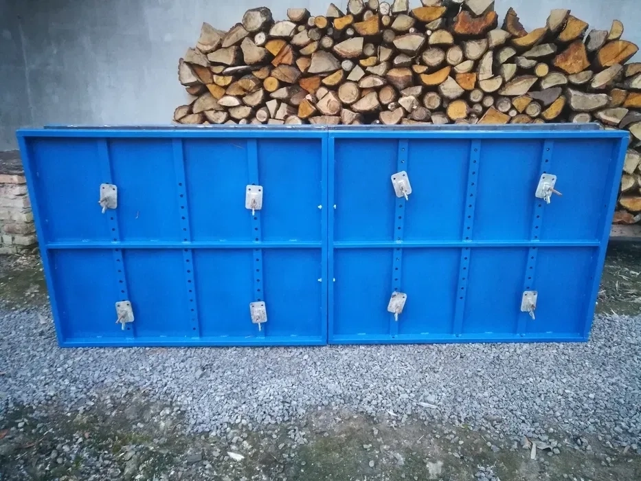 Опалубка для підпірної стіни