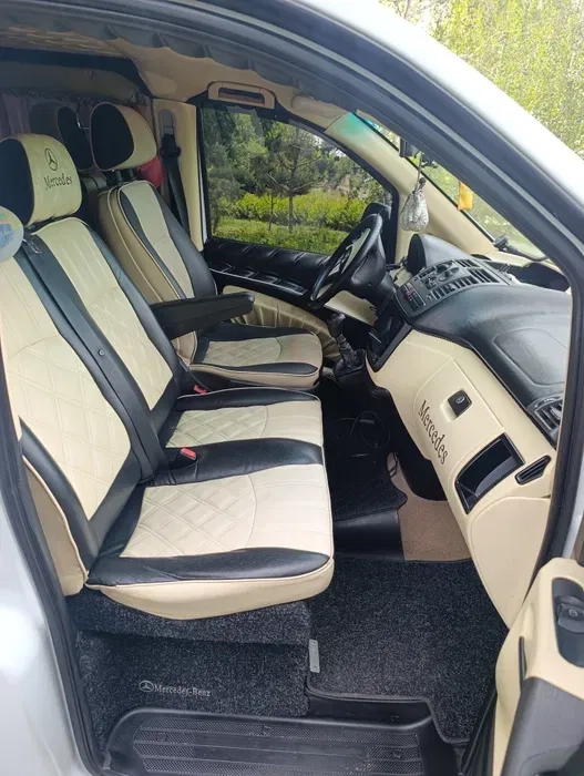 Мерс Віто З водієм