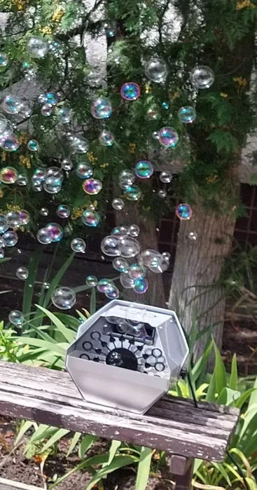 Генератор мильних бульбашок