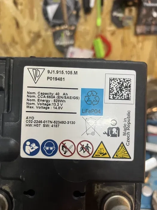 Ремонт акумуляторів перепрошивка Tesla , porsche cayenne, taycan