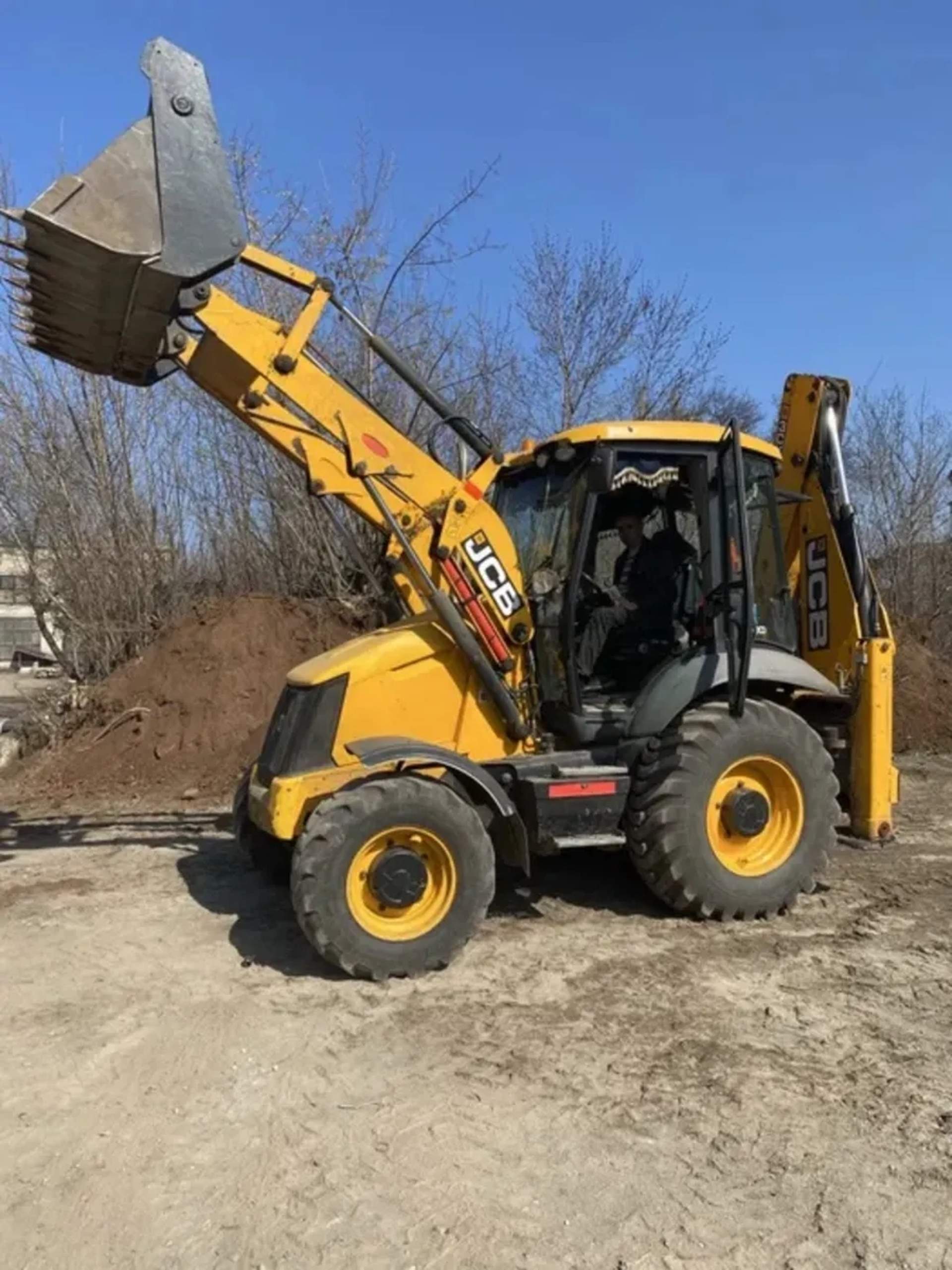 Екскаватор-навантажувач JCB 3CX