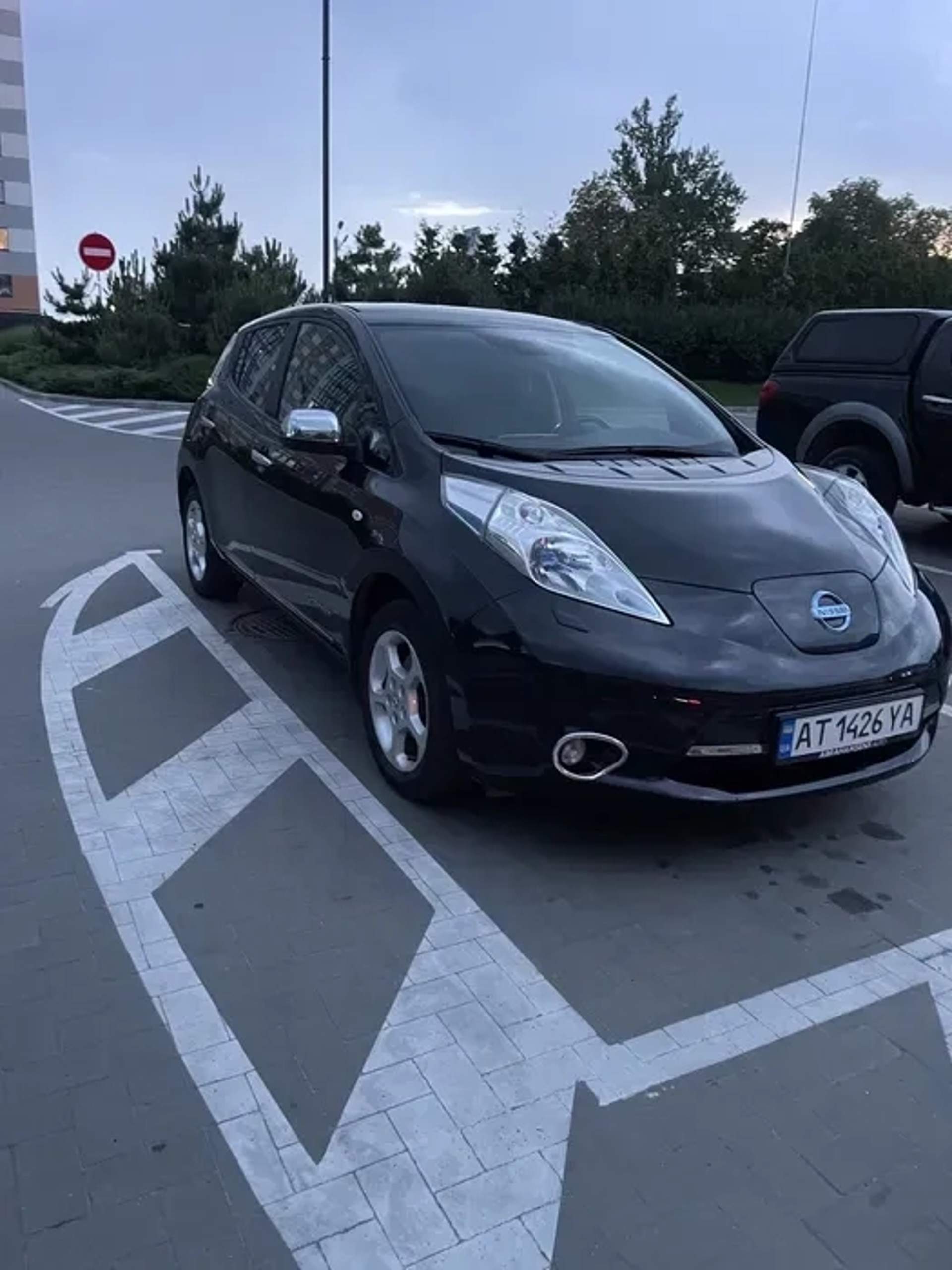 Авто Nissan Leaf