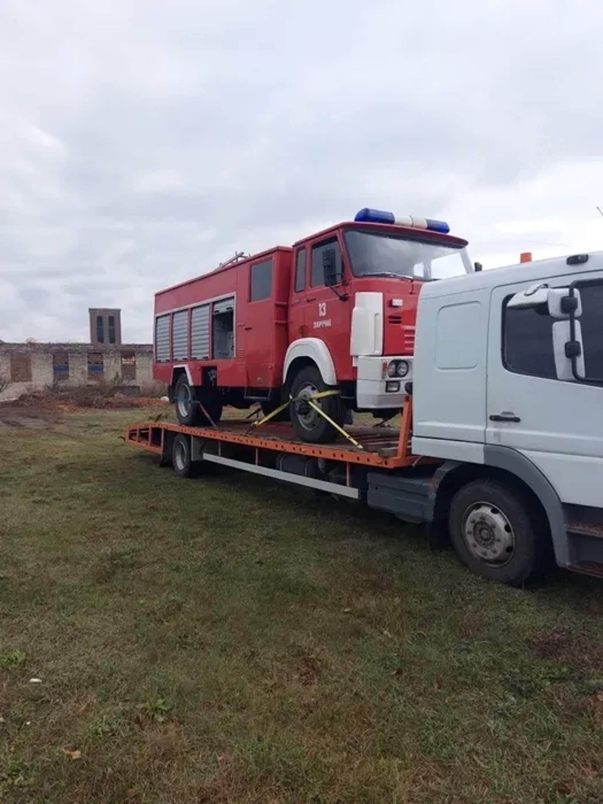 Евакуатор на базі Mercedes-Benz Atego 8т 9м