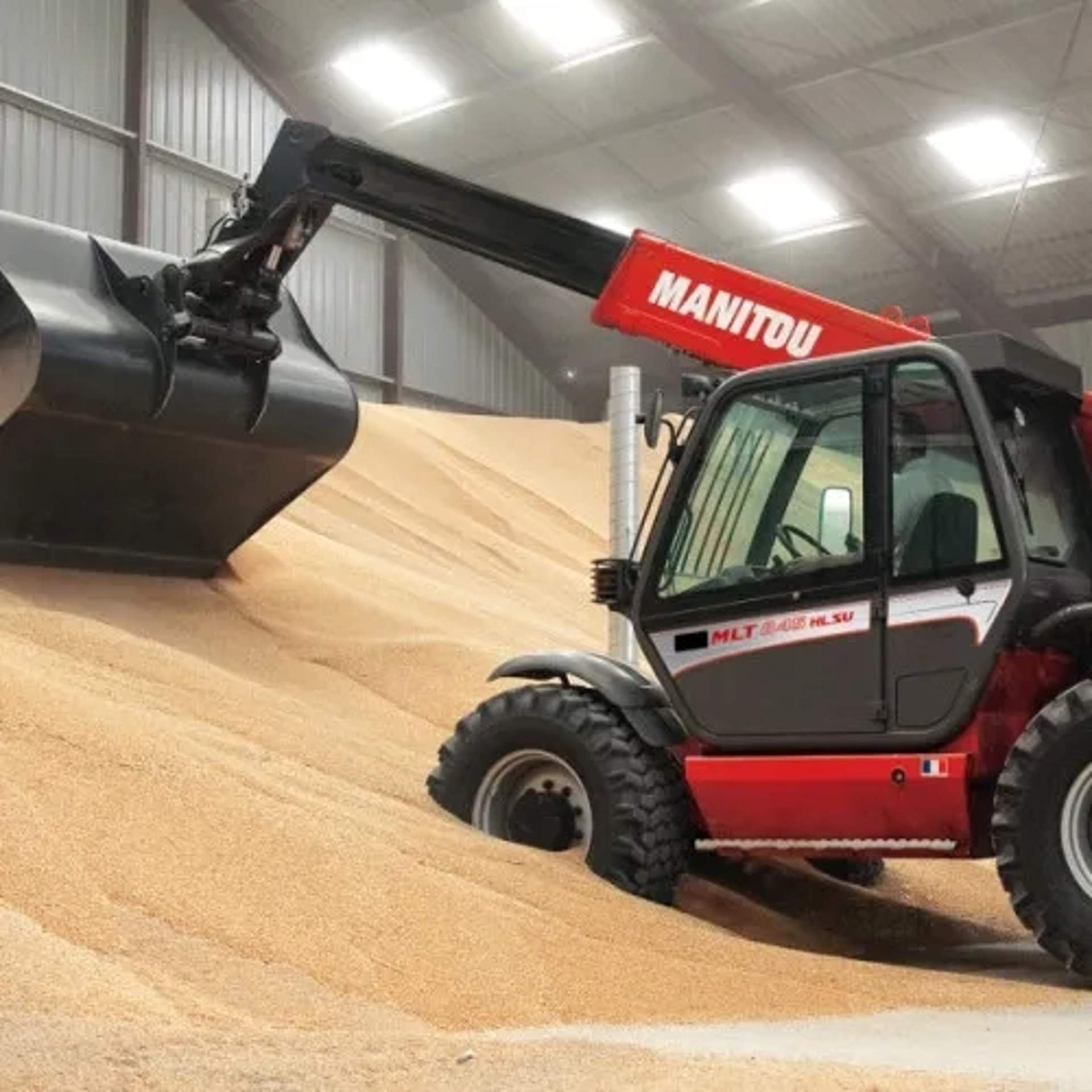 Manitou MLT 845 LSU універсальний телескопічний навантажувач 4,5 т
