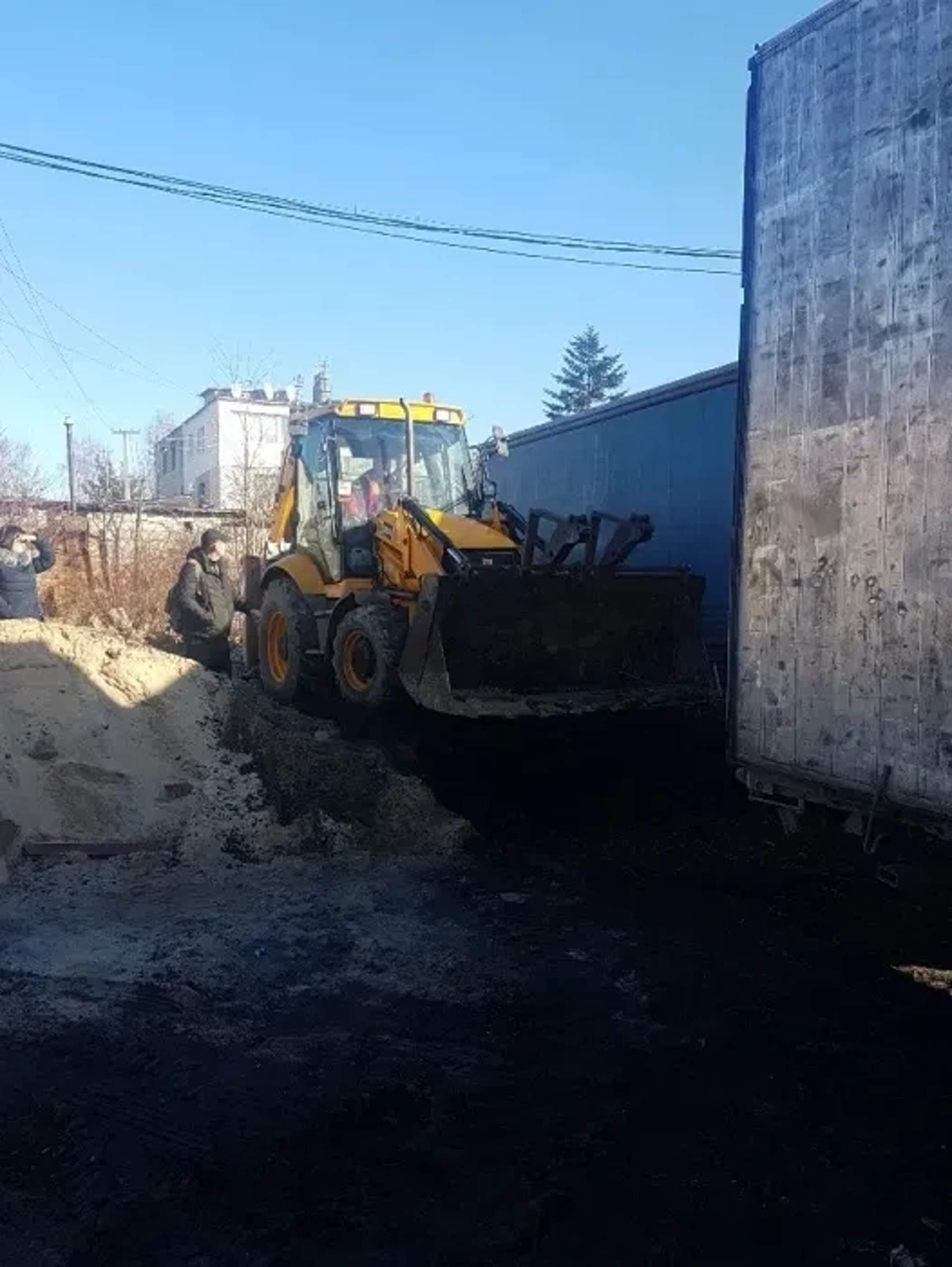 Екскаватор JCB 3CX для навантажувальних та планувальних робіт