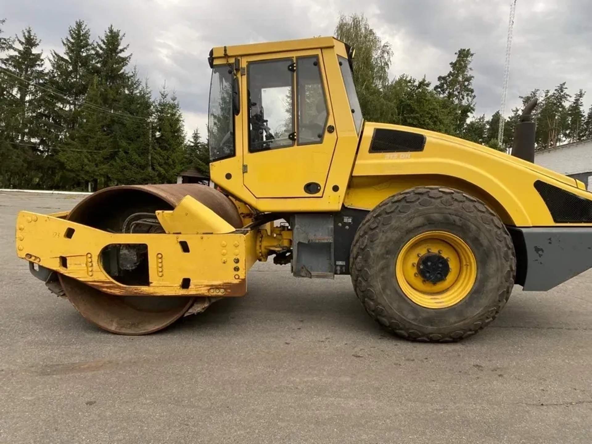 Грунтовий каток Bomag BW177 7.5 т