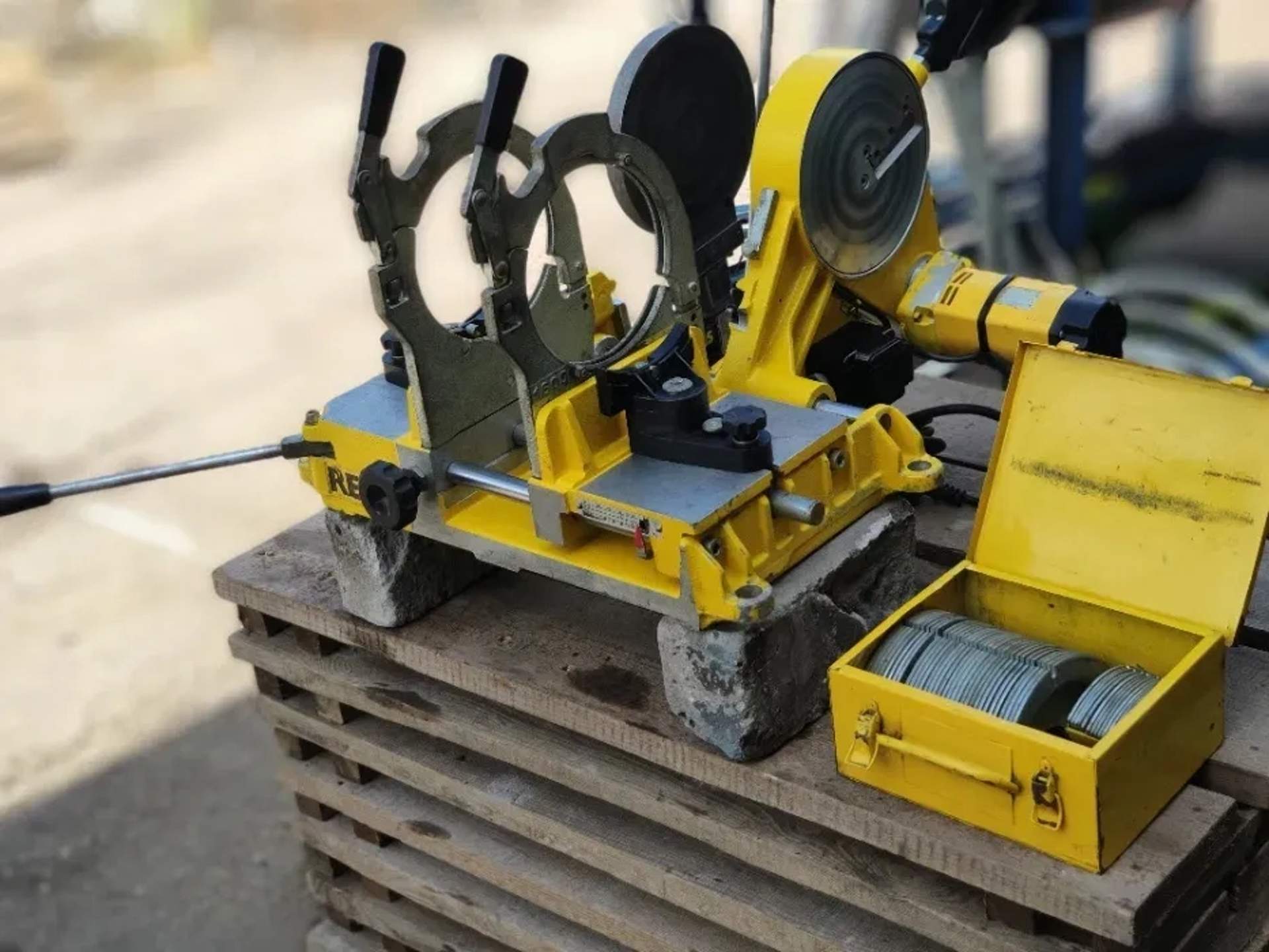 Апарат для стикового зварювання полімерних труб Rothenberger ROWELD P 630 В