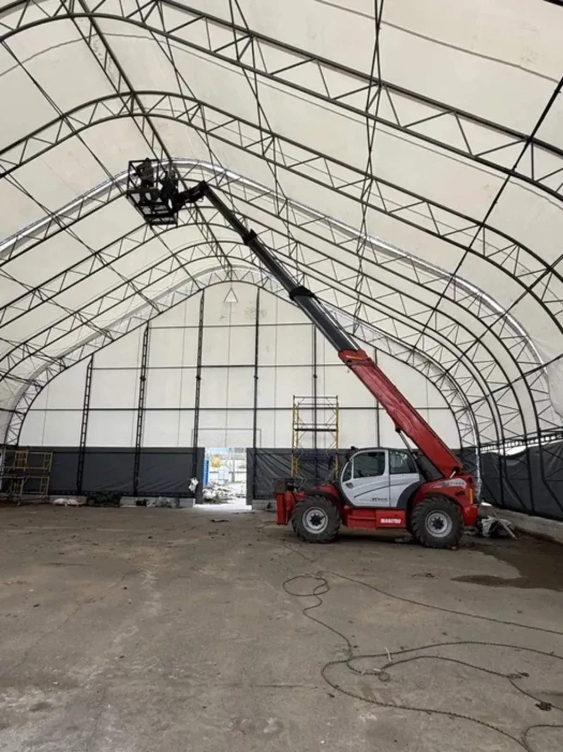 Колісний телескопічний навантажувач Manitou MT 1840