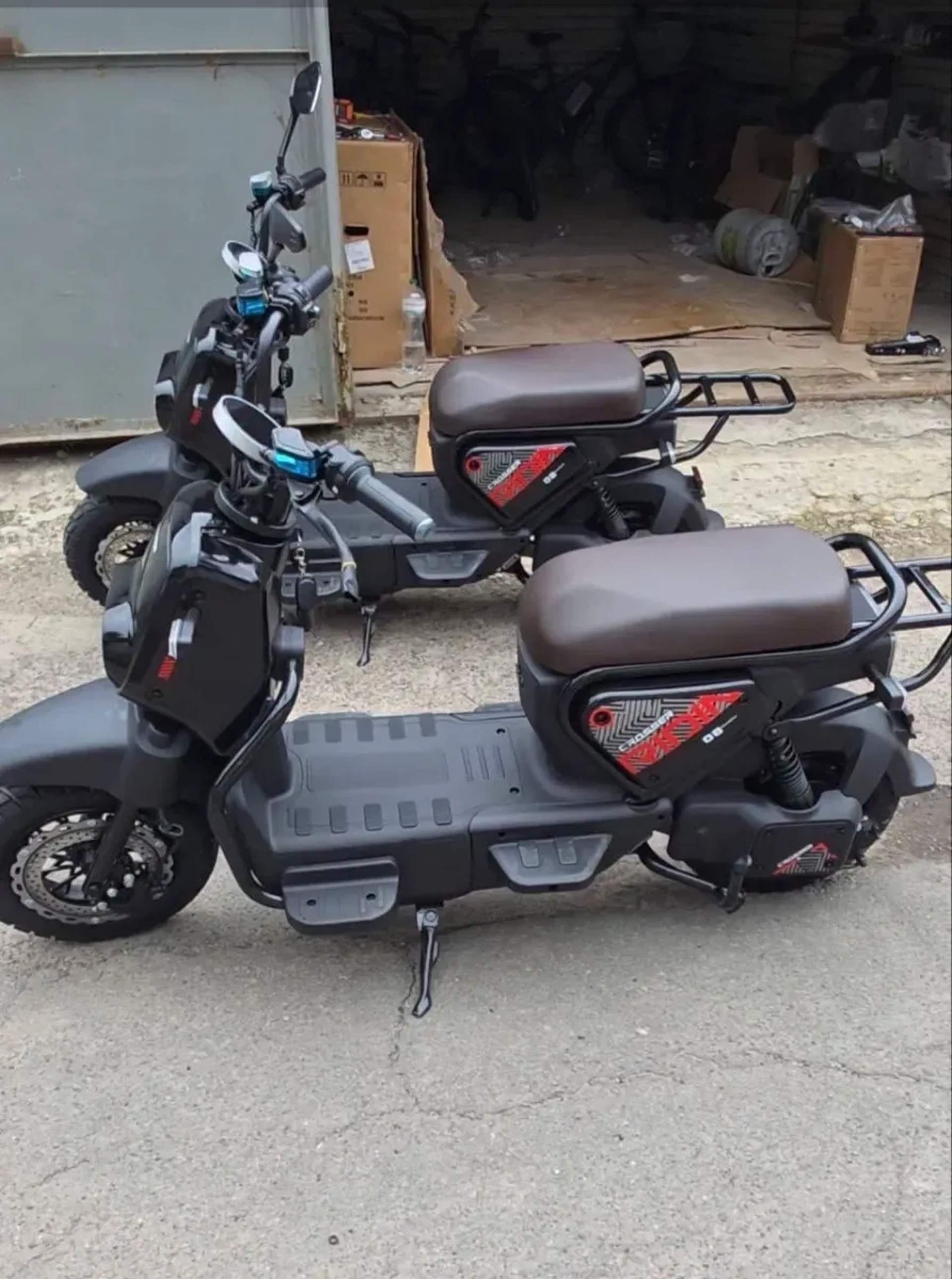 Електроскутер потижнево Crosser R4