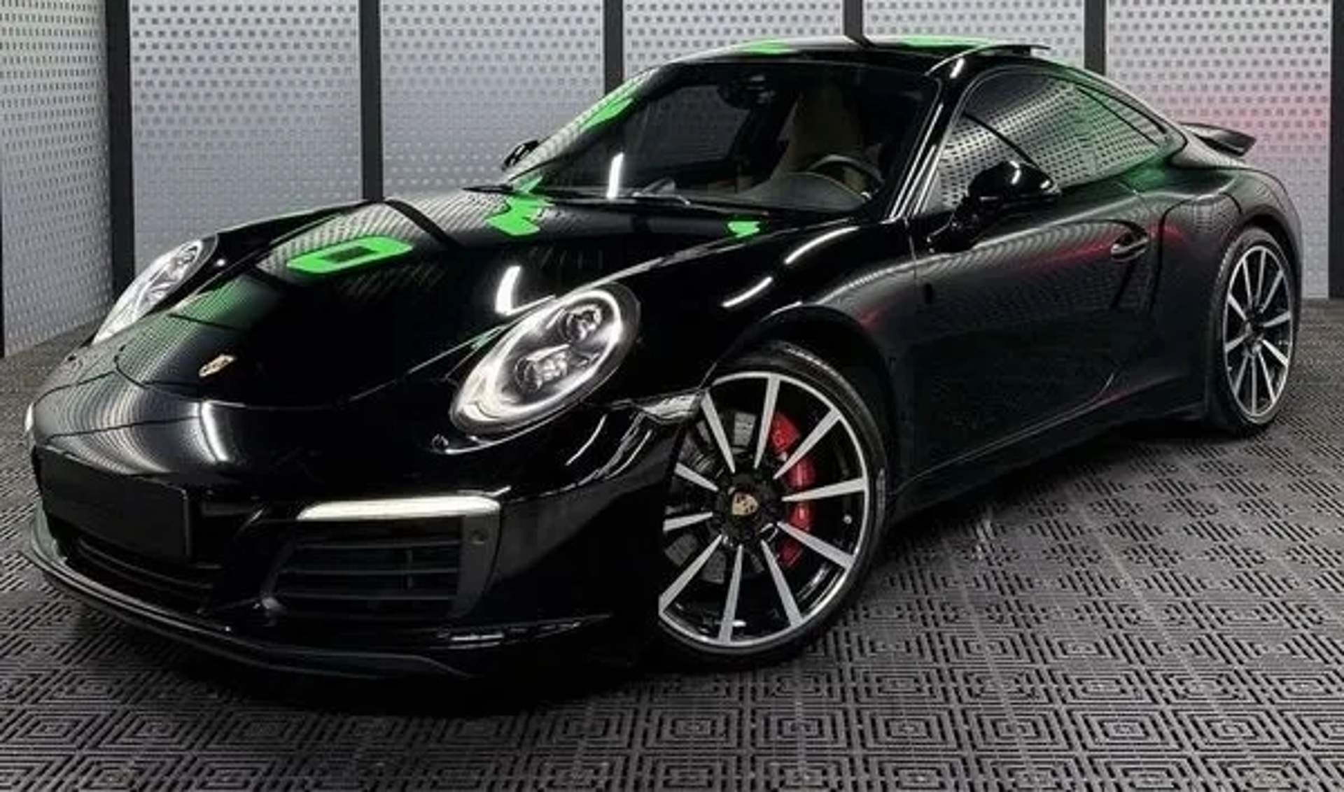 435 Porsche 911 S без водія в Києві (чорний)